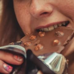 10 Foods to Avoid for Whiter Teeth